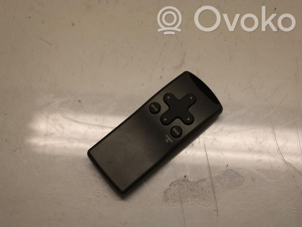 GPS navigation control unit/module   30657371,153138,6207239