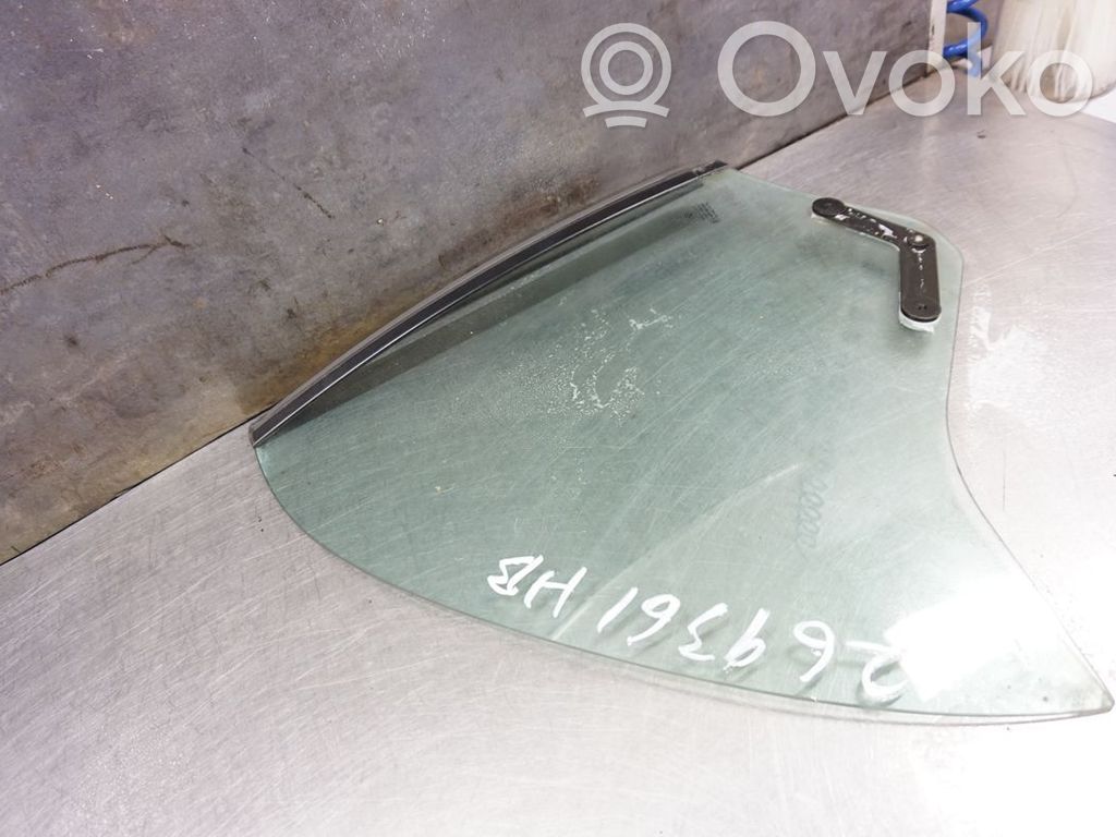 BMW 3 E46 Vidrio lateral trasero 