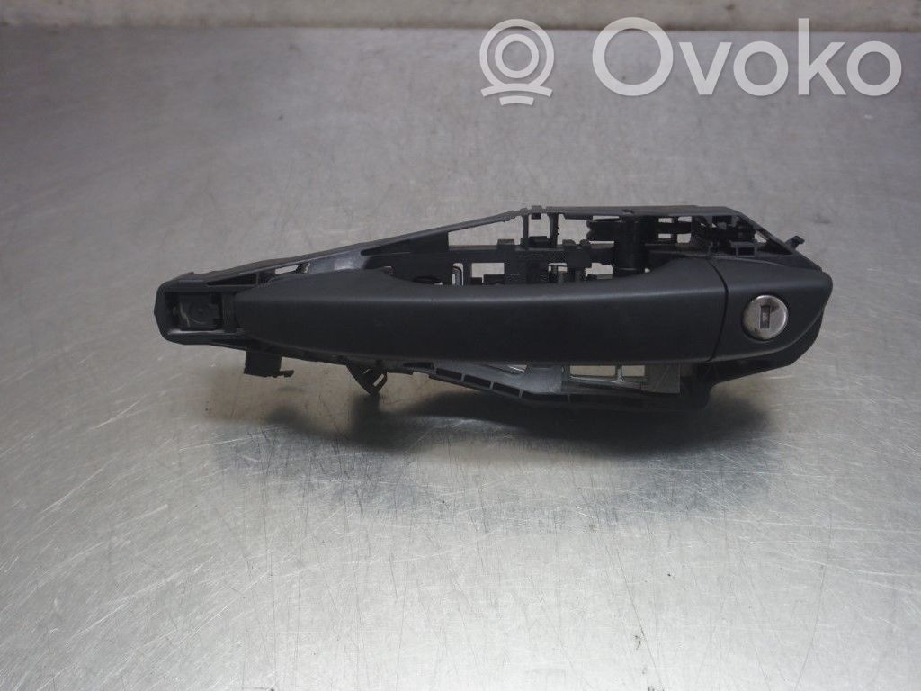 Opel Vivaro Front door exterior handle 