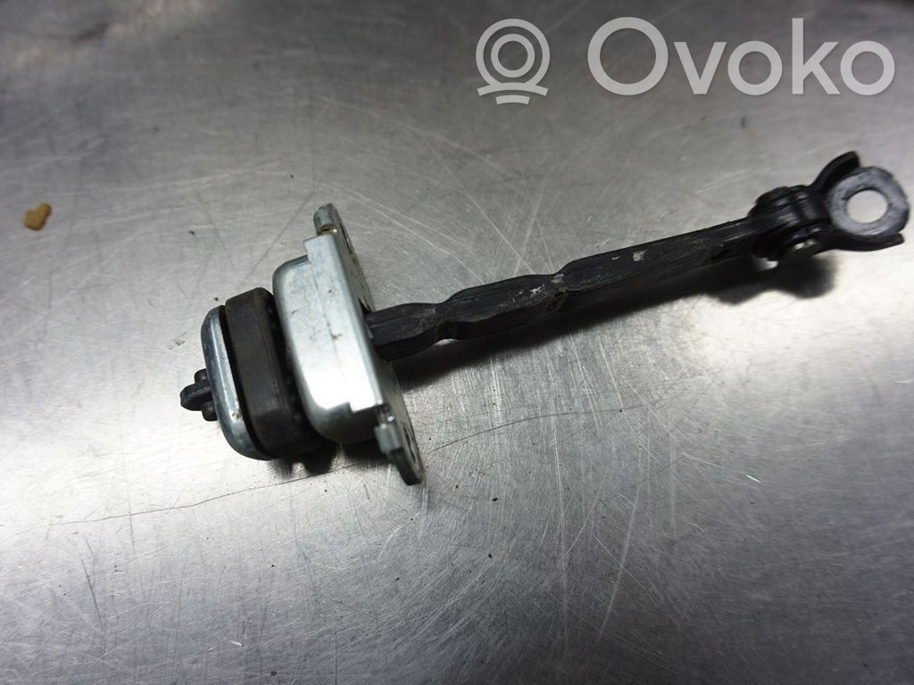 Honda CR-V Etuoven pidätin 