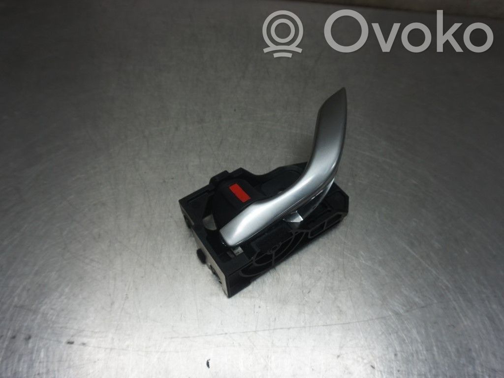 Mazda 6 Front door interior handle 