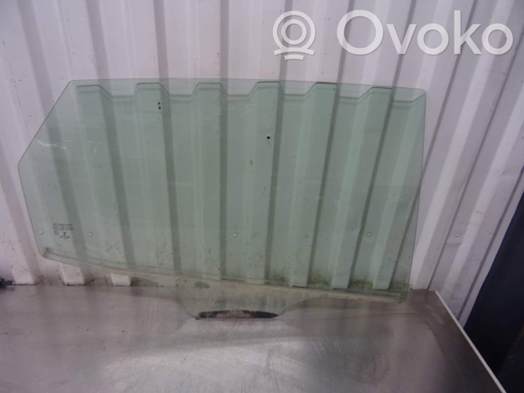 KIA Ceed Rear door window glass 