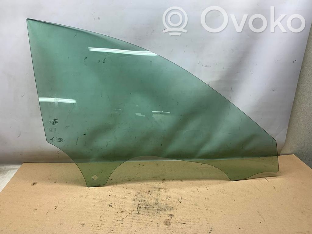 Audi A5 Vitre de fenêtre porte avant (4 portes) 