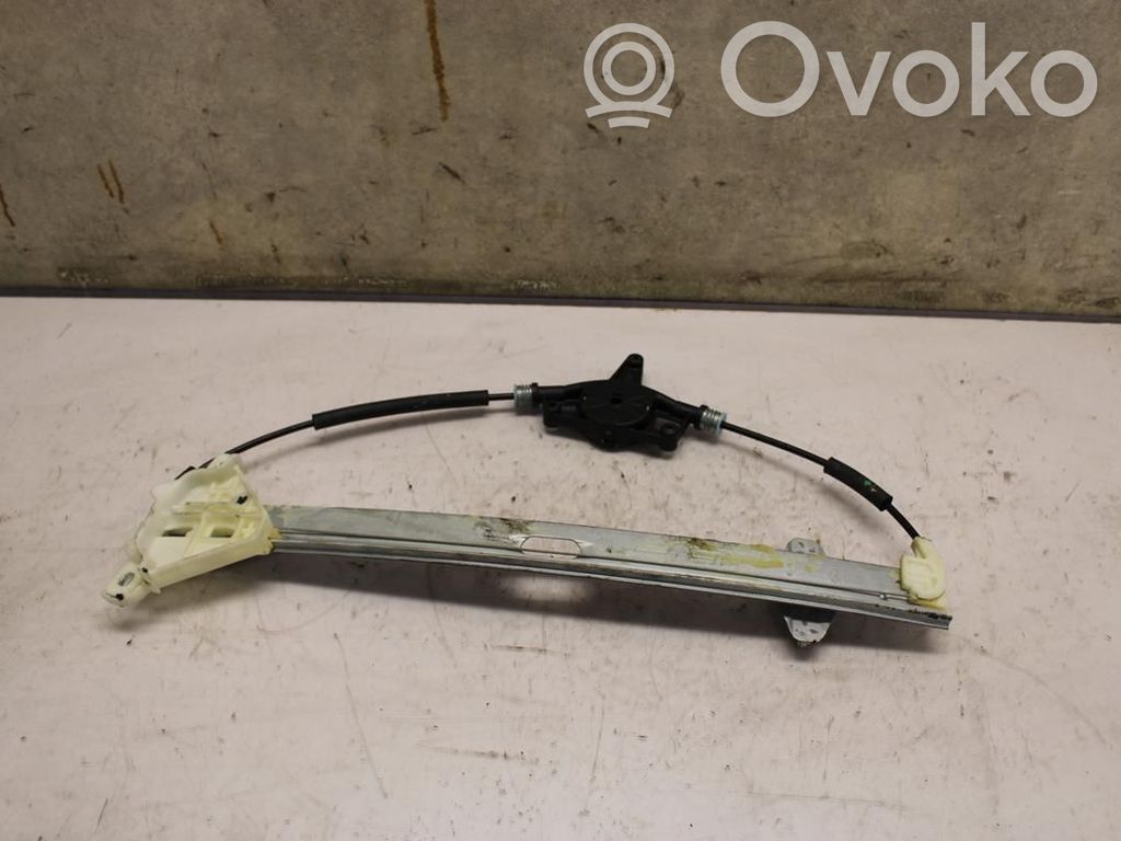 Mazda 2 Mecanismo para subir la puerta delantera sin motor 