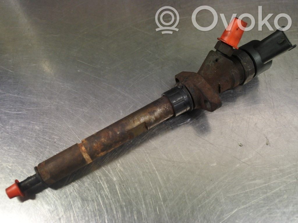 Inyector de combustible   1980AN,222062