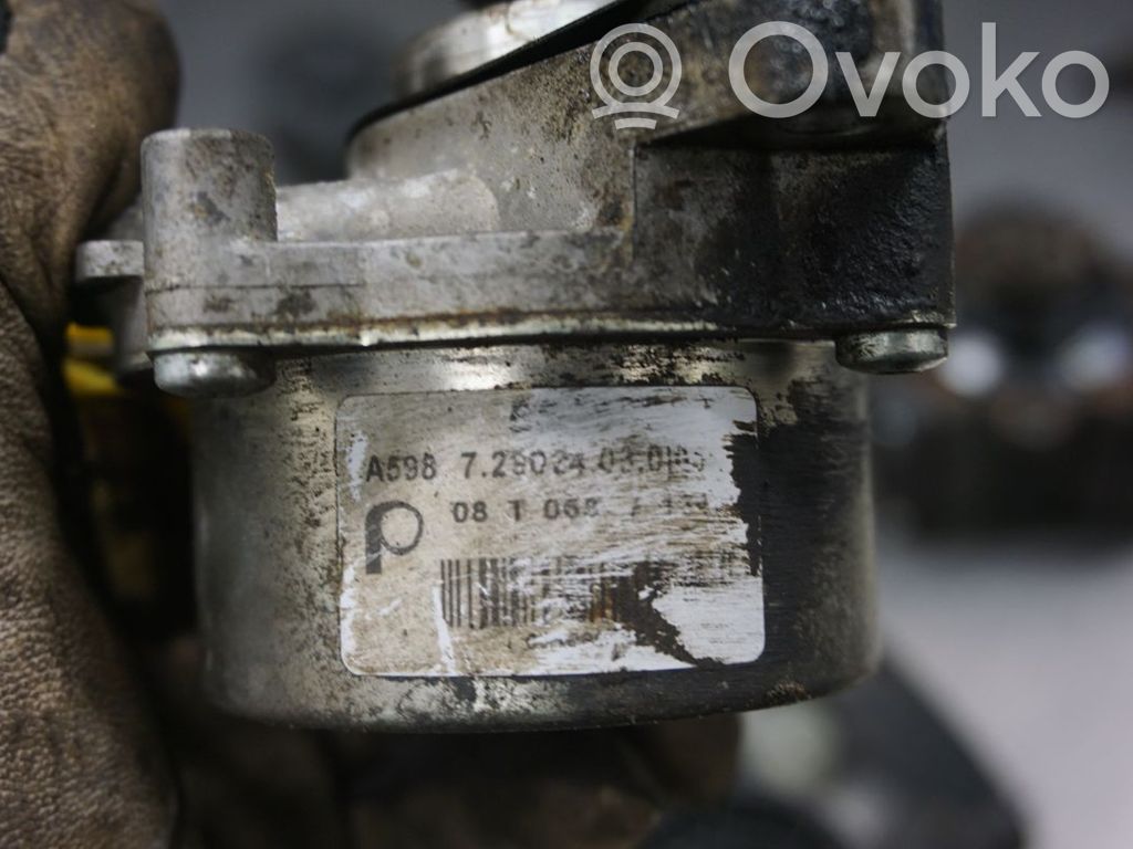 Opel Corsa D Pompă vacuum 