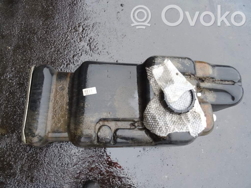 Nissan Navara D40 Fuel tank 