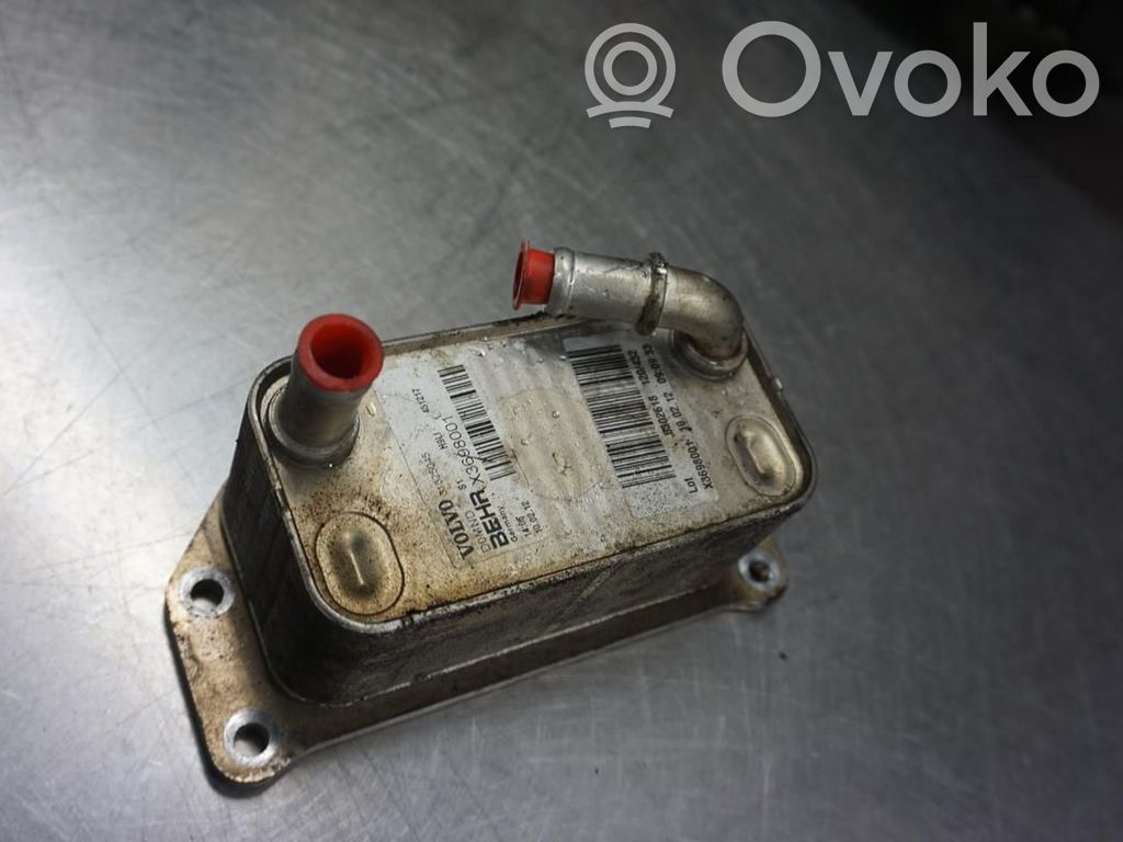 Volvo V60 Oil filter mounting bracket 