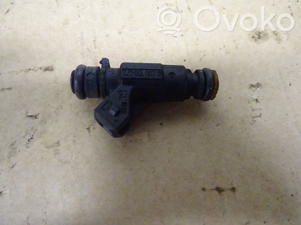 Mercedes-Benz E W211 Inyector de combustible 
