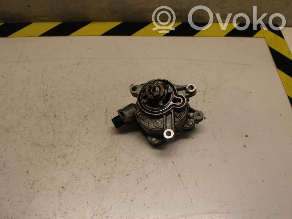 Volvo XC60 Pompa podciśnienia 
