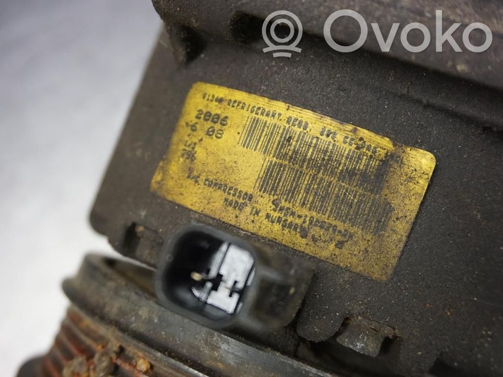 Volvo V50 Air conditioning (A/C) compressor (pump) 