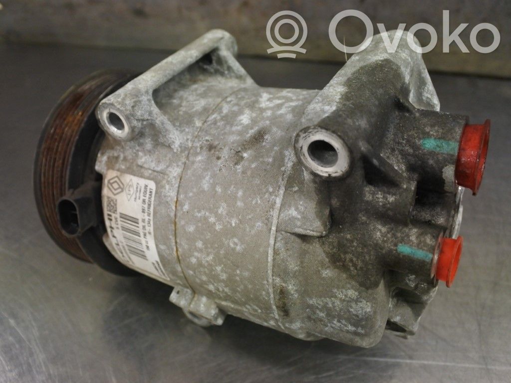 Renault Clio III Kompresor / Sprężarka klimatyzacji A/C 