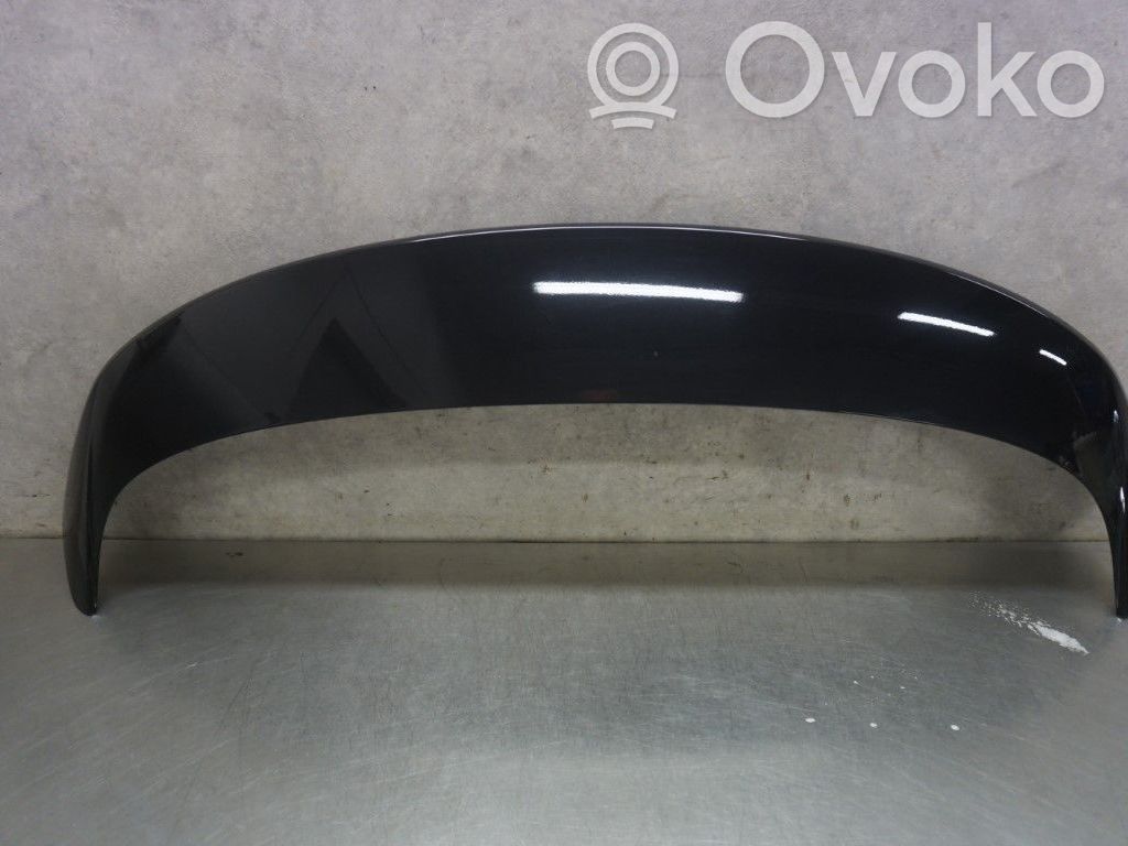 Tailgate/trunk spoiler   2379242,244667