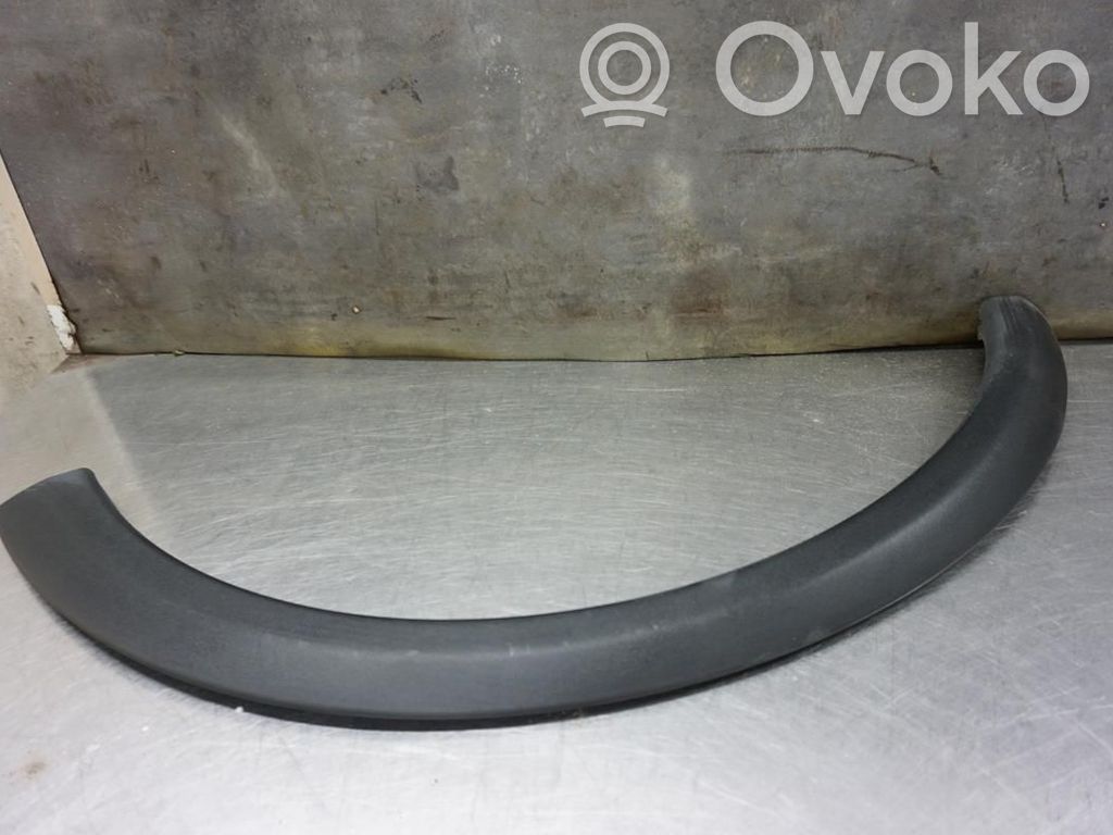 Volvo C30 Moldura de la aleta delantera 