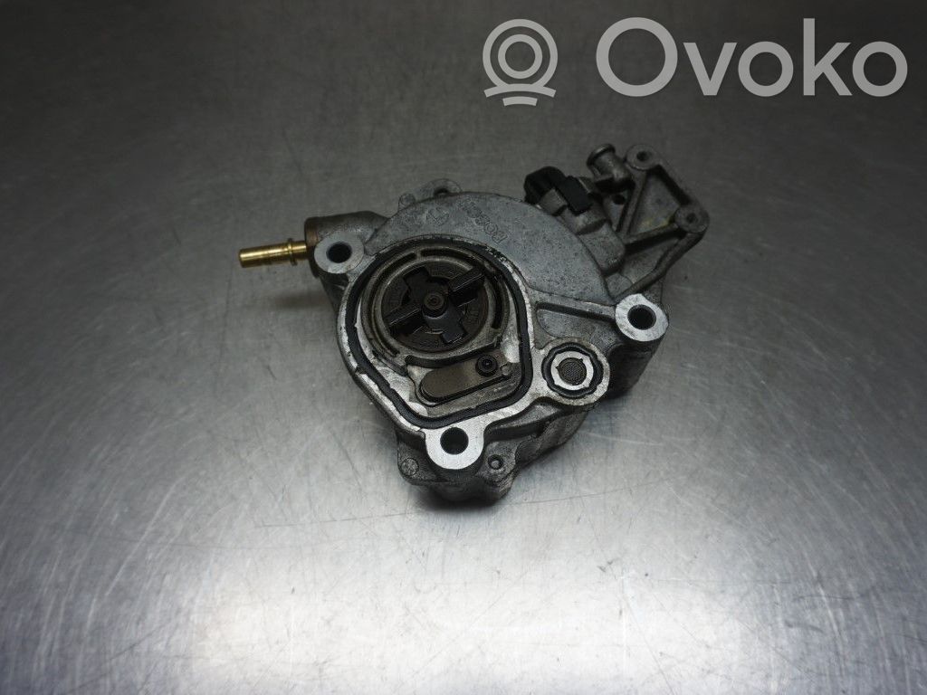 Peugeot 508 Vacuum pump 