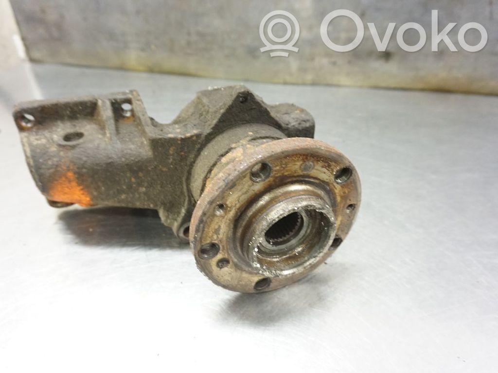Achsschenkel vorne   N035571