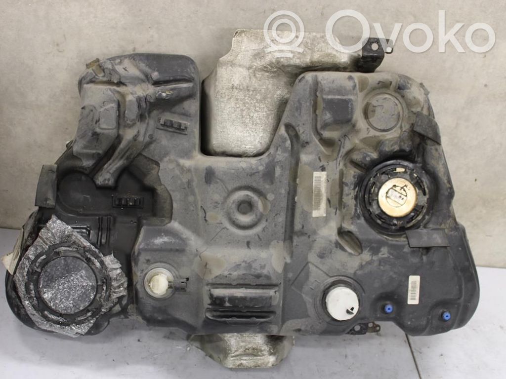 Audi A5 8T 8F Polttoainesäiliö 