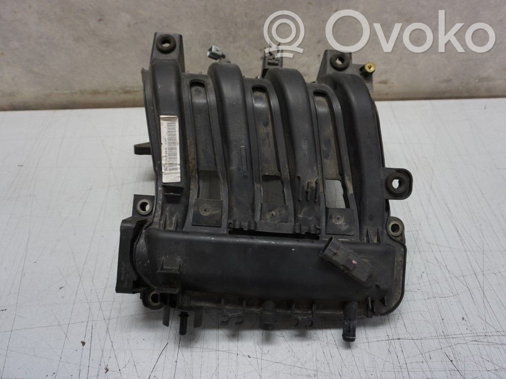 Renault Clio II Intake manifold 