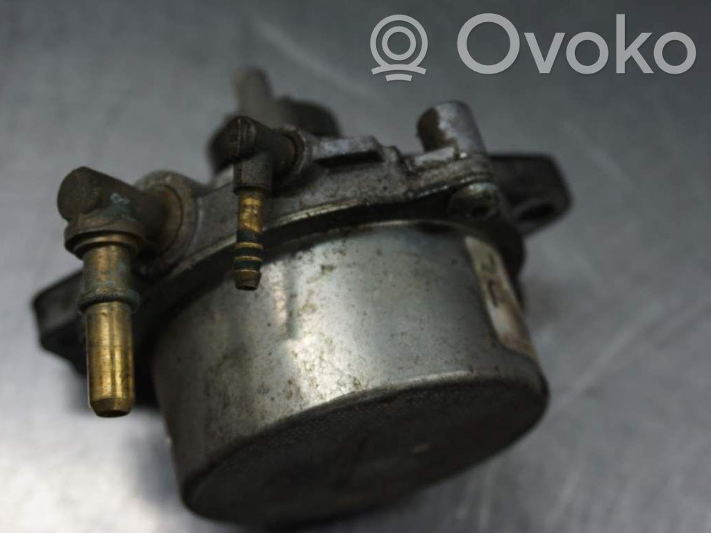 Opel Corsa D Pompă vacuum 