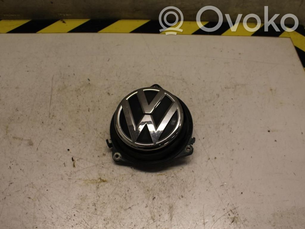 Volkswagen Golf VI Uchwyt / Rączka zewnętrzna otwierania klapy tylnej / bagażnika 