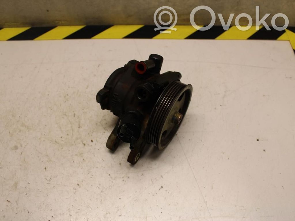 Ohjaustehostimen pumppu   4432012212,164676
