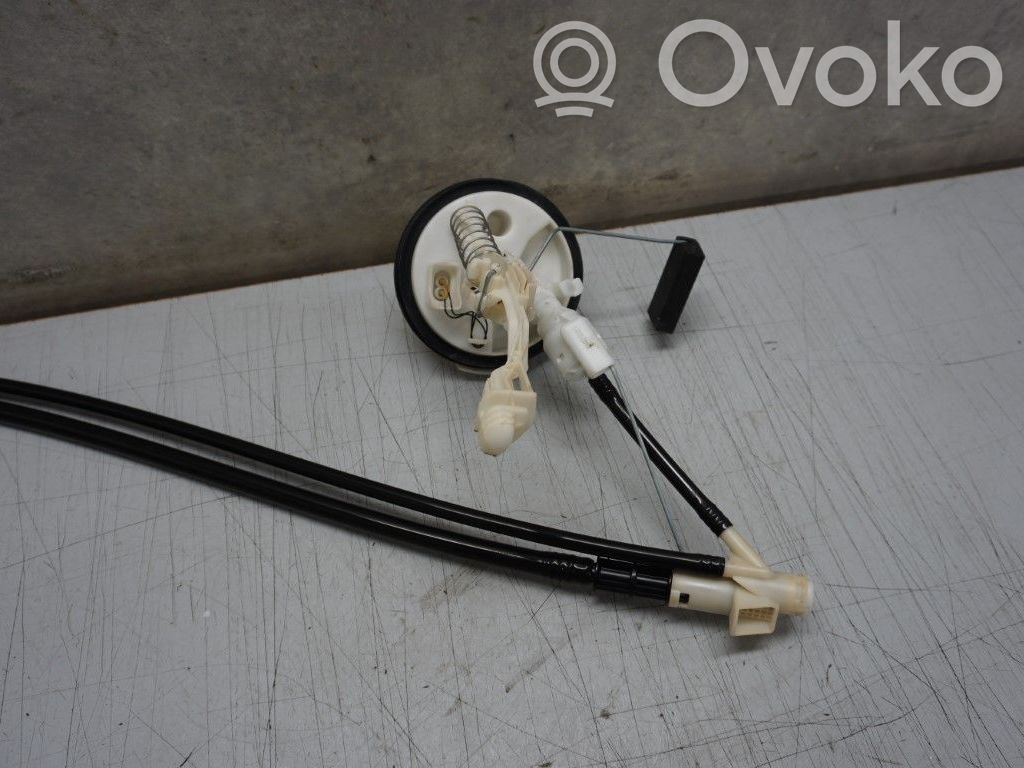 BMW 5 E39 Fuel level sensor 