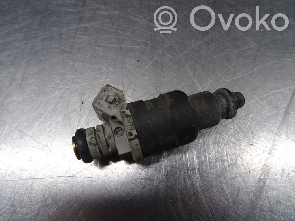 Volvo S40, V40 Inyector de combustible 