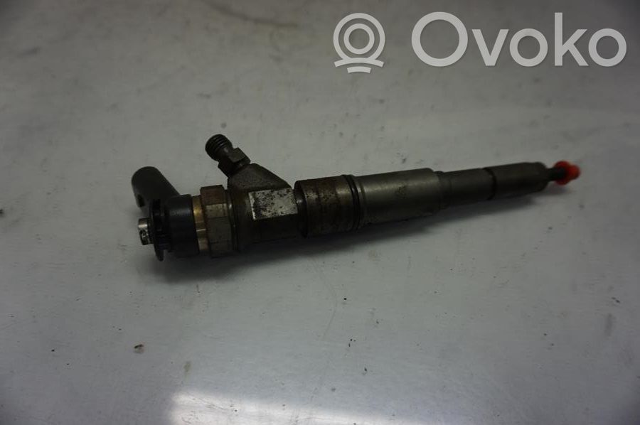 Inyector de combustible   13537789661,172870,7789661