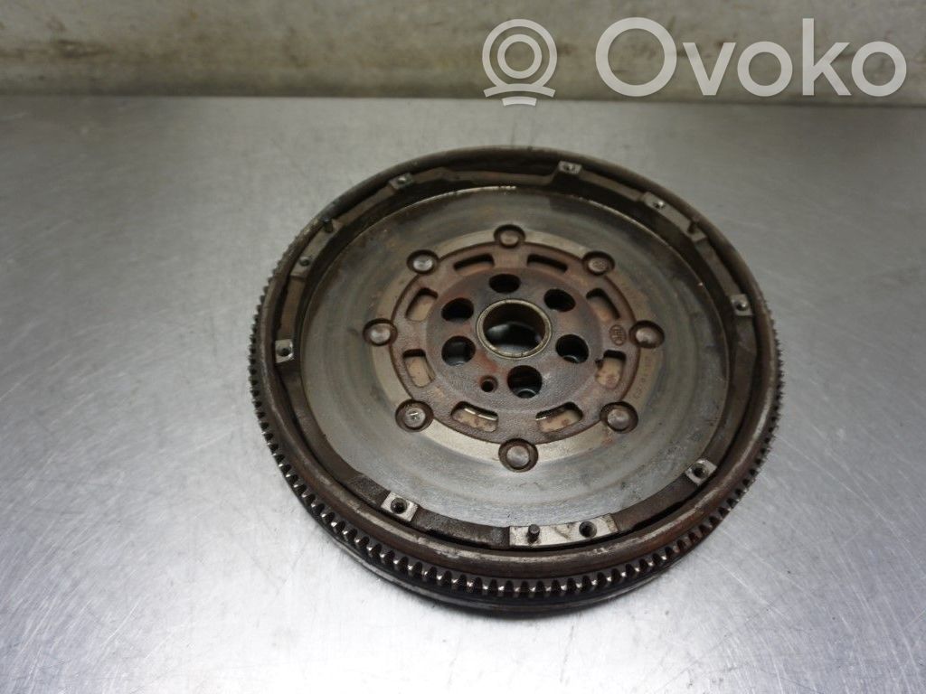 Volkswagen PASSAT B6 Flywheel 