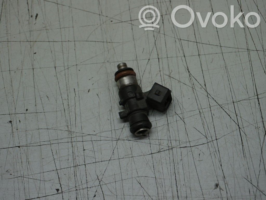 Inyector de combustible   7701061008,173003