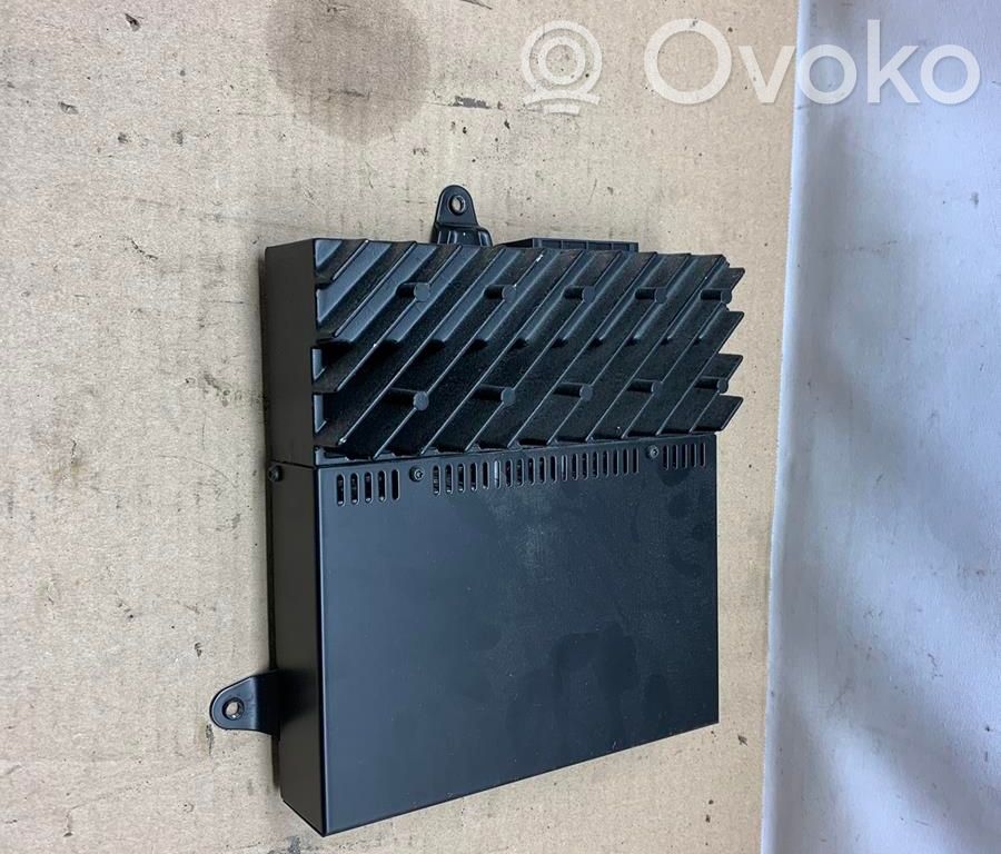 Sound amplifier   65128368230,252682