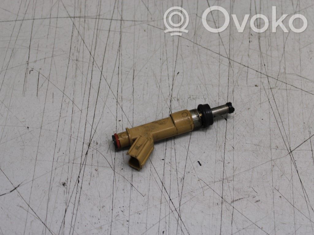 Toyota Auris E180 Inyector de combustible 