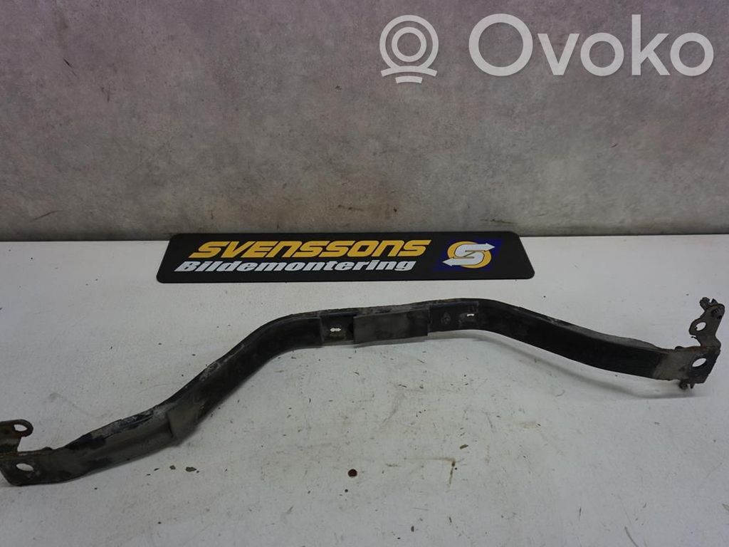 Volvo V70 Uchwyt / Mocowanie zbiornika paliwa 