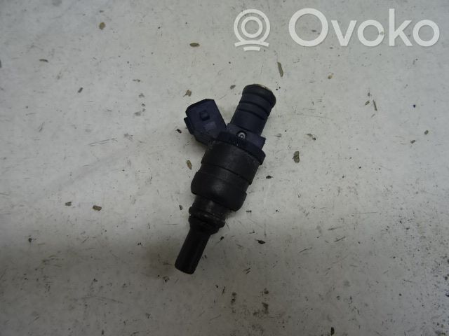 Inyector de combustible   13537546245,172968