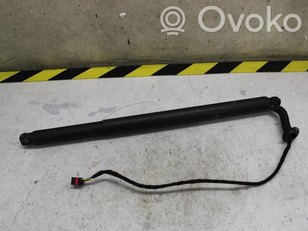 Volvo XC90 Tailgate strut 
