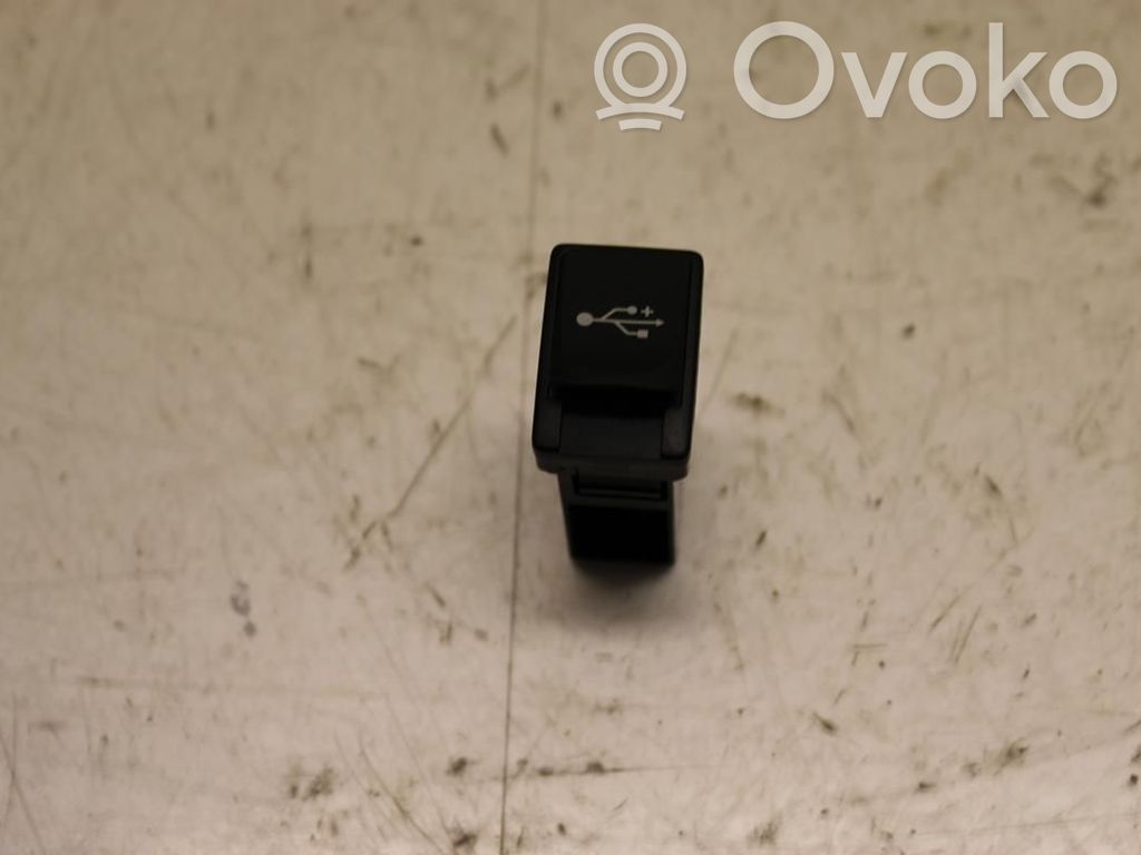Gniazdo / Złącze USB   861900D060,N055705