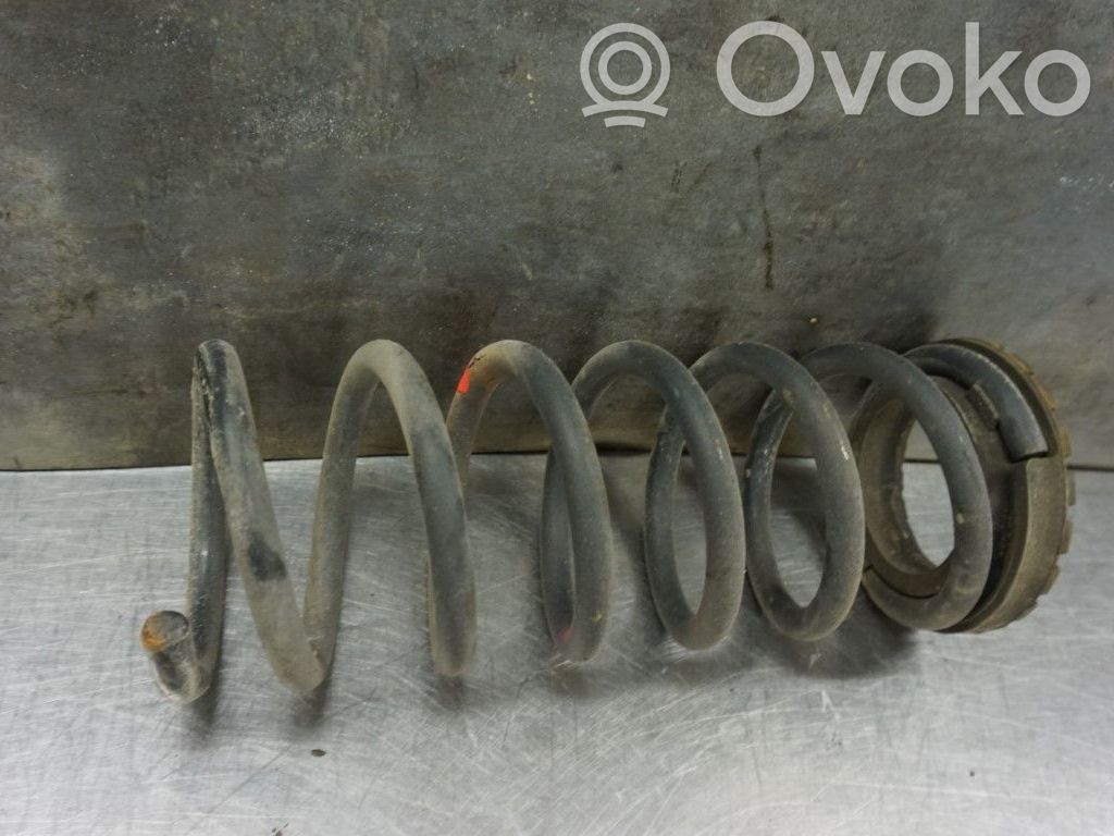 Volvo V60 Sprężyna tylna 
