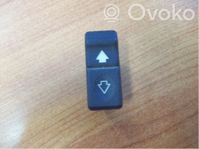 Renault Captur Otros repuestos del interior 