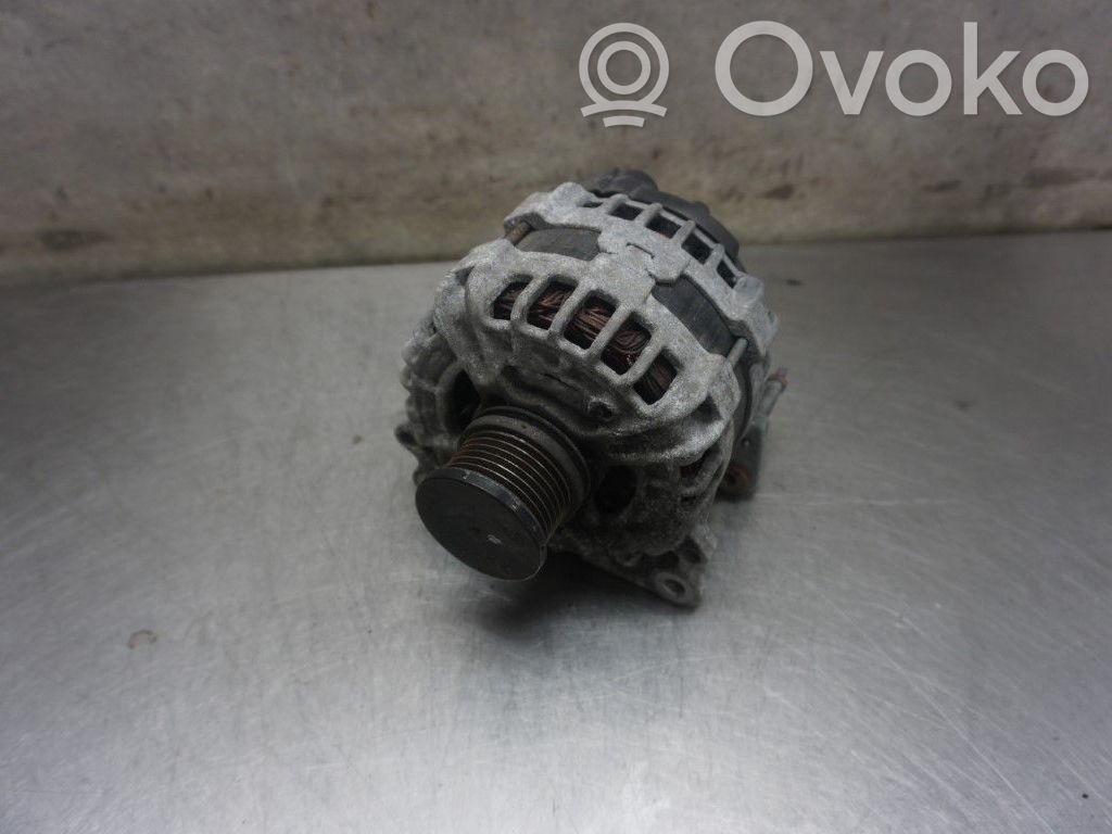 Volkswagen Golf VII Alternator 