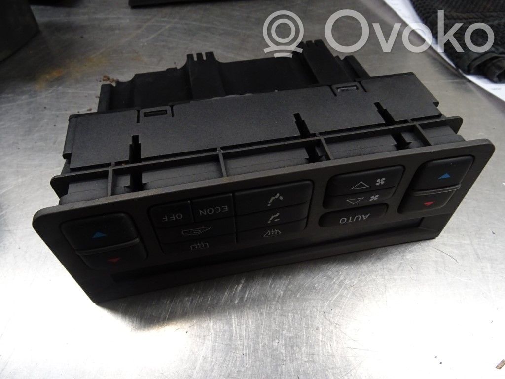 Climate control unit   5048939,198521