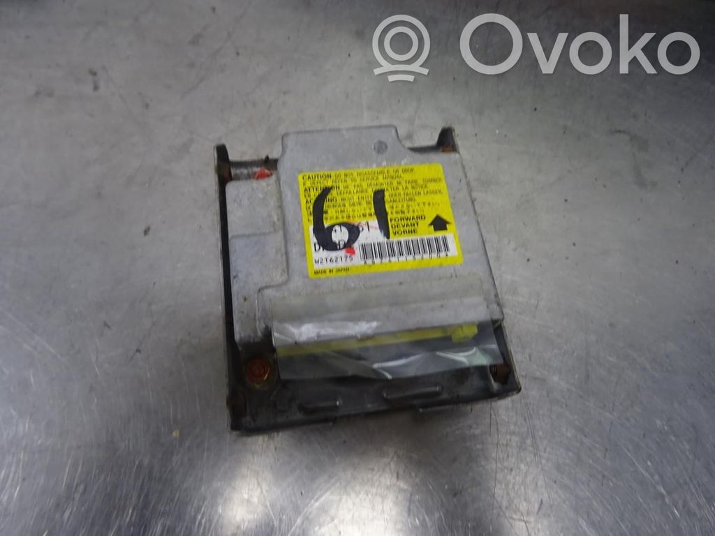 Mitsubishi Lancer Sterownik / Moduł Airbag 