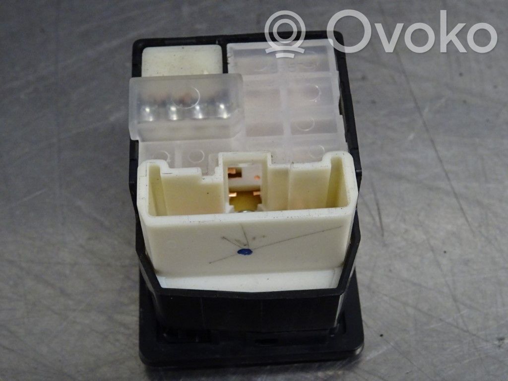 Toyota Hilux (AN10, AN20, AN30) Interruptor del espejo lateral 