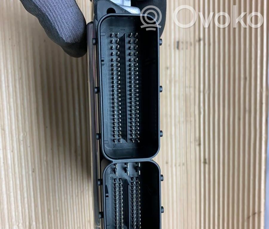 BMW 1 F20 F21 Sterownik / moduł wtrysku 