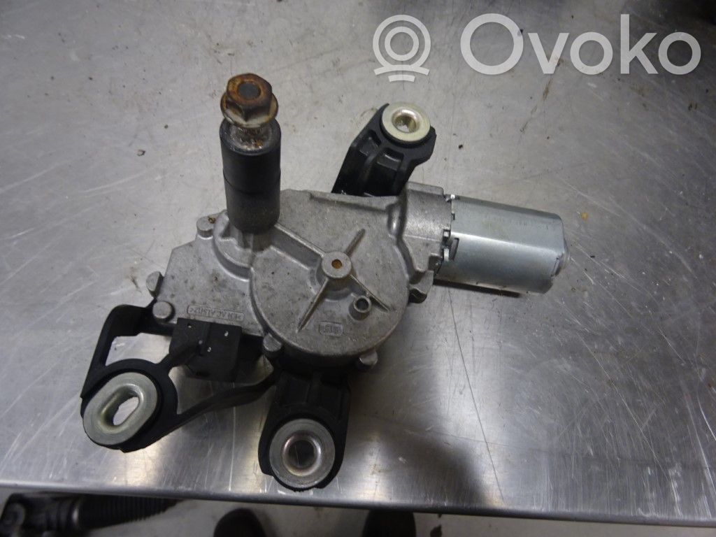 Volkswagen Golf VI Silniczek wycieraczki szyby tylnej 