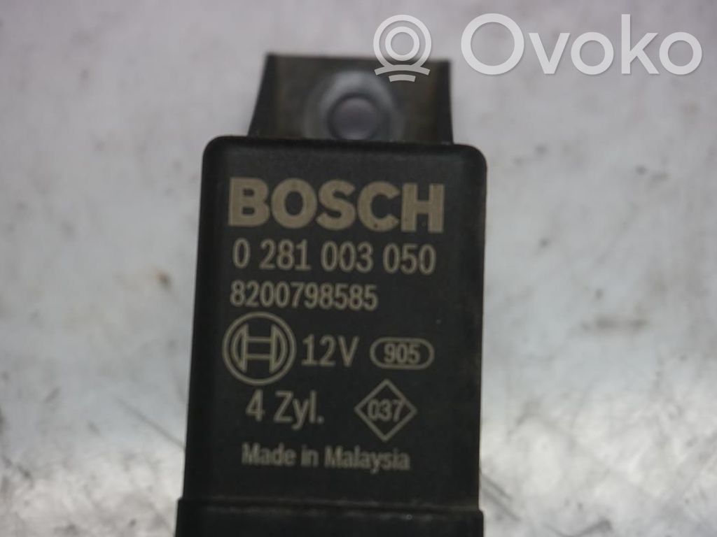 Nissan Qashqai+2 Užvedimo rėlė 