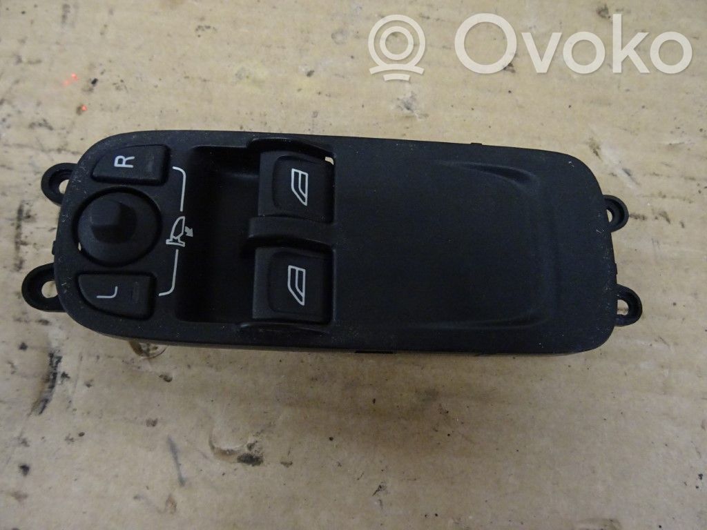 Volvo C30 Electric window control switch 