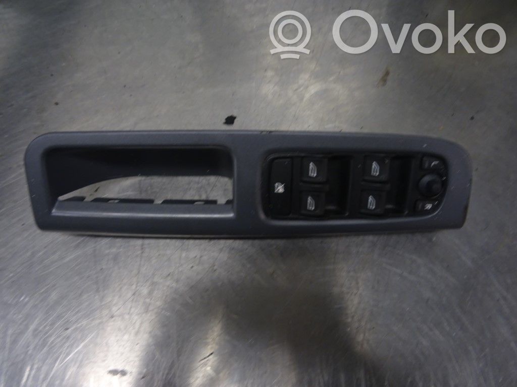 Volvo V50 Electric window control switch 