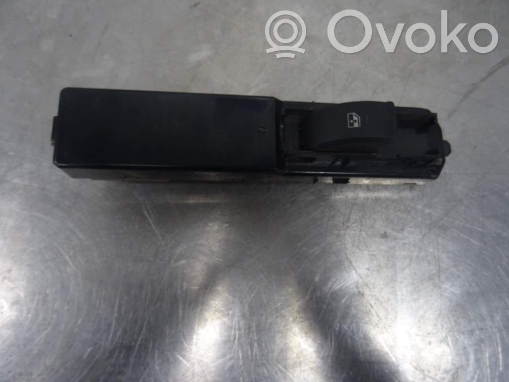 Electric window control switch   12771992,182568,12772020
