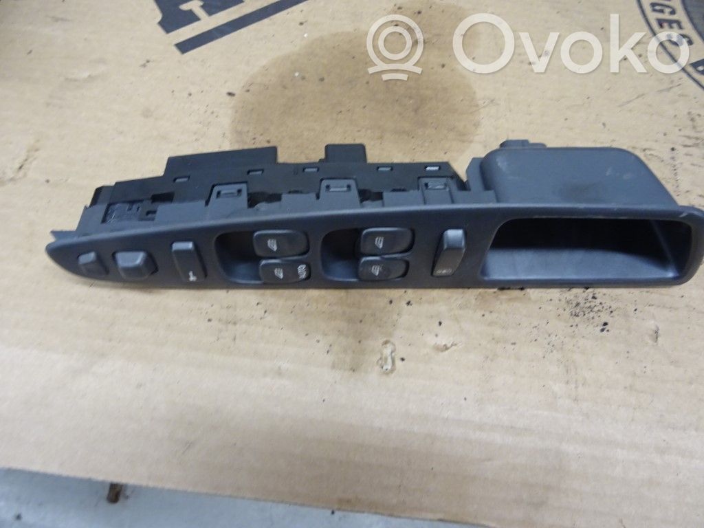 Volvo S40, V40 Elektrinių langų jungtukas 