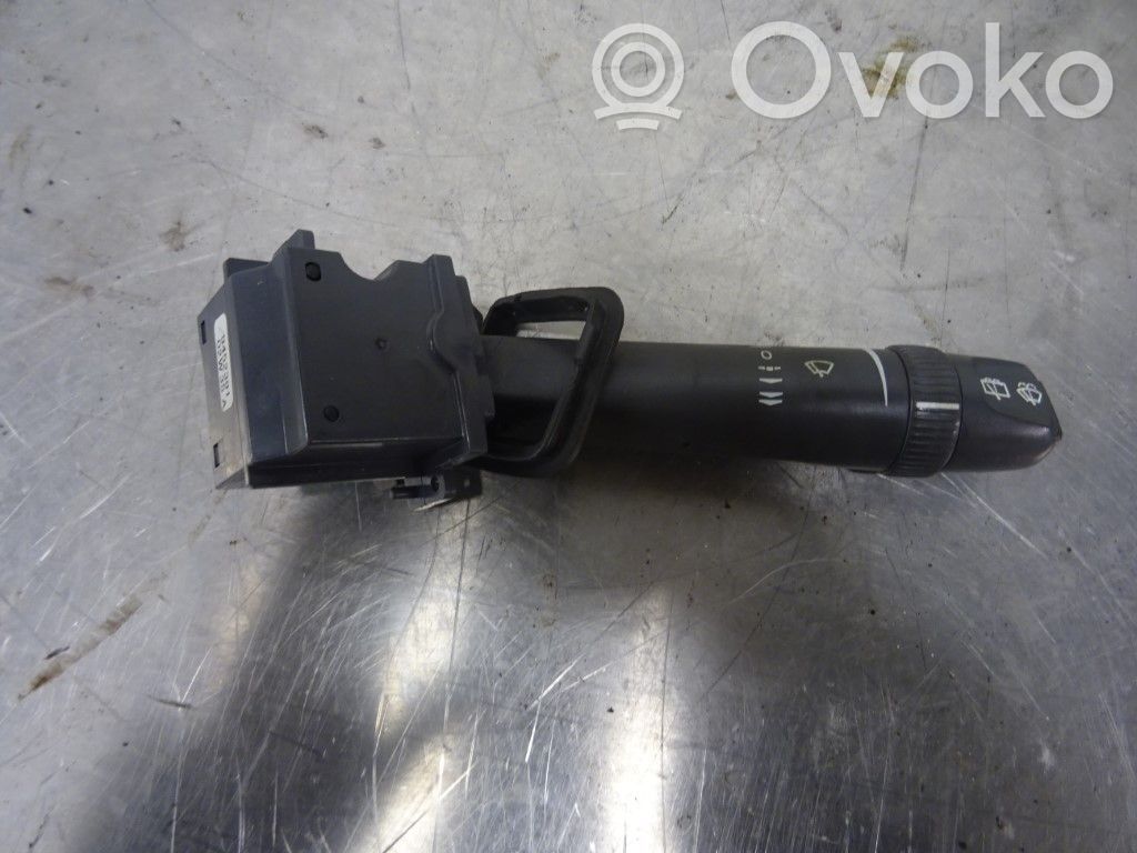 Volvo V70 Manetka / Przełącznik wycieraczek 